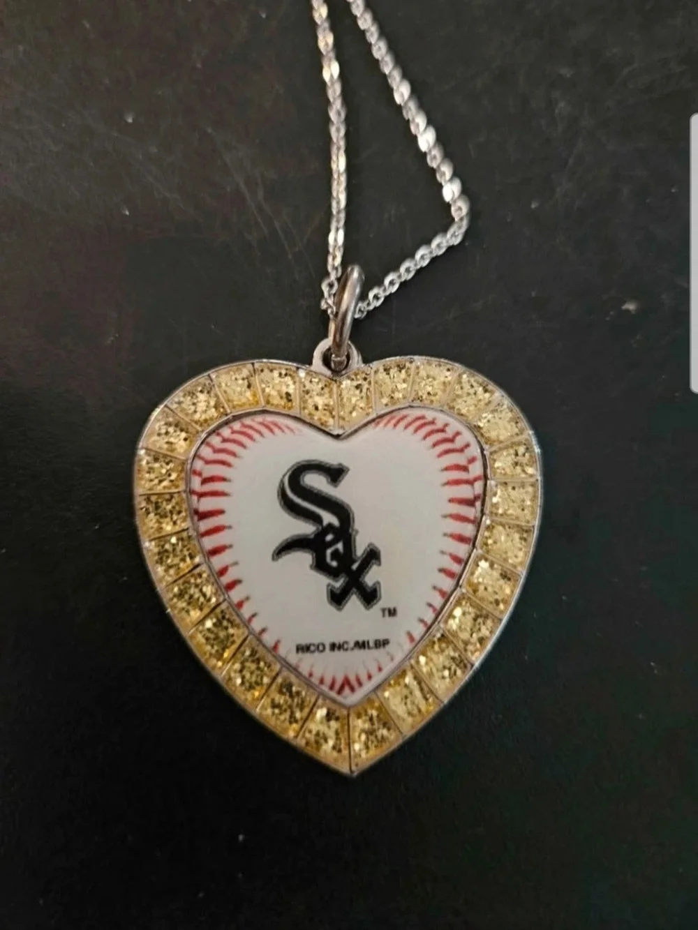 Chicago White Sox Heart Baseball Pendant Necklace - Gold & White